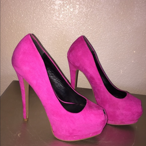 Pink pumps - Picture 3 of 4